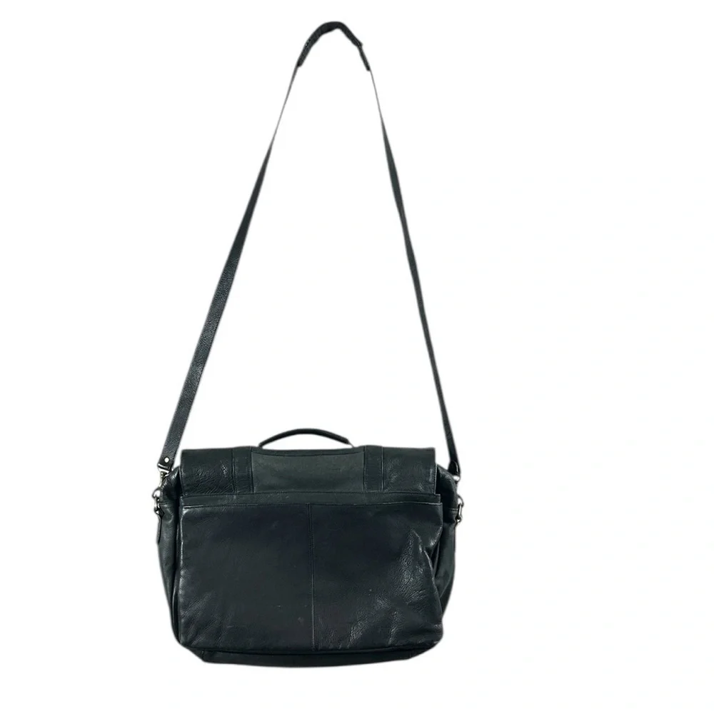 Wilson’s Leather Vintage Black Leather Messenger Bag
